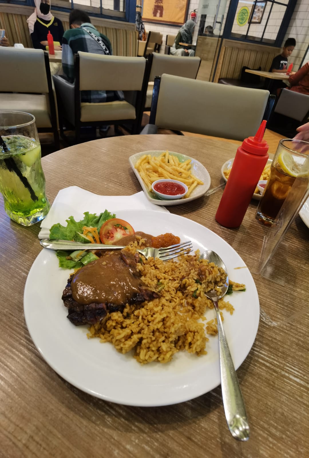 Menu Favorit Solaria